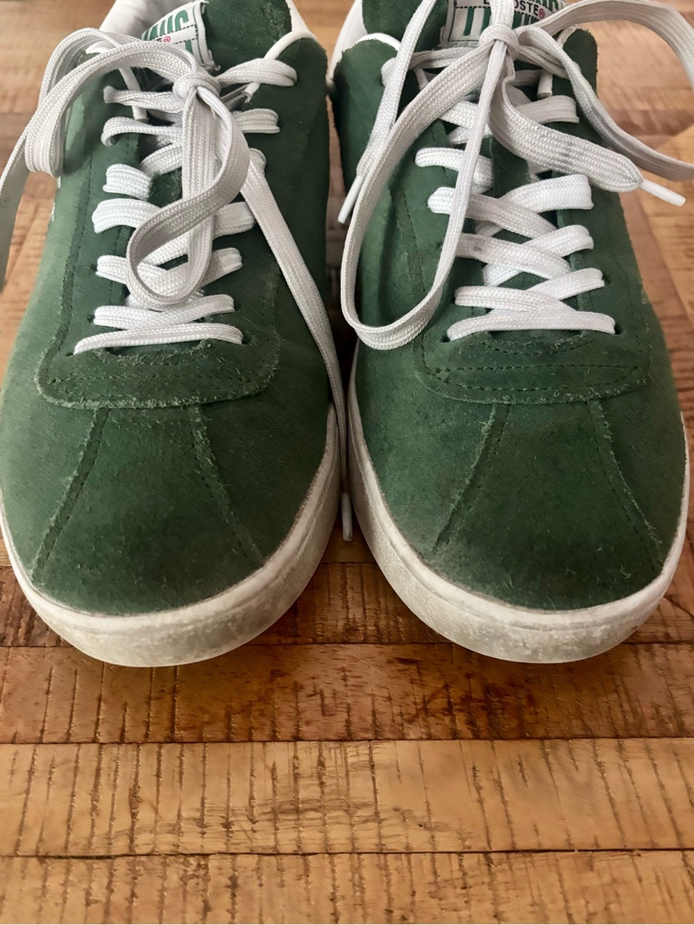 Lacoste Men's Base shot suede Sneakers size 9